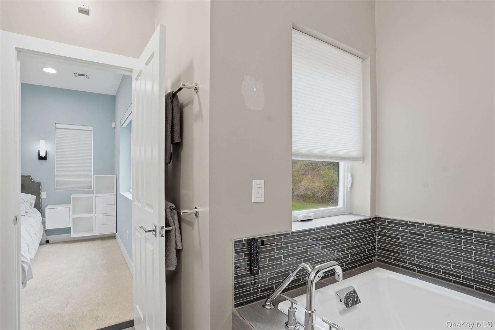 35 Serenity Lane Property Photo 15