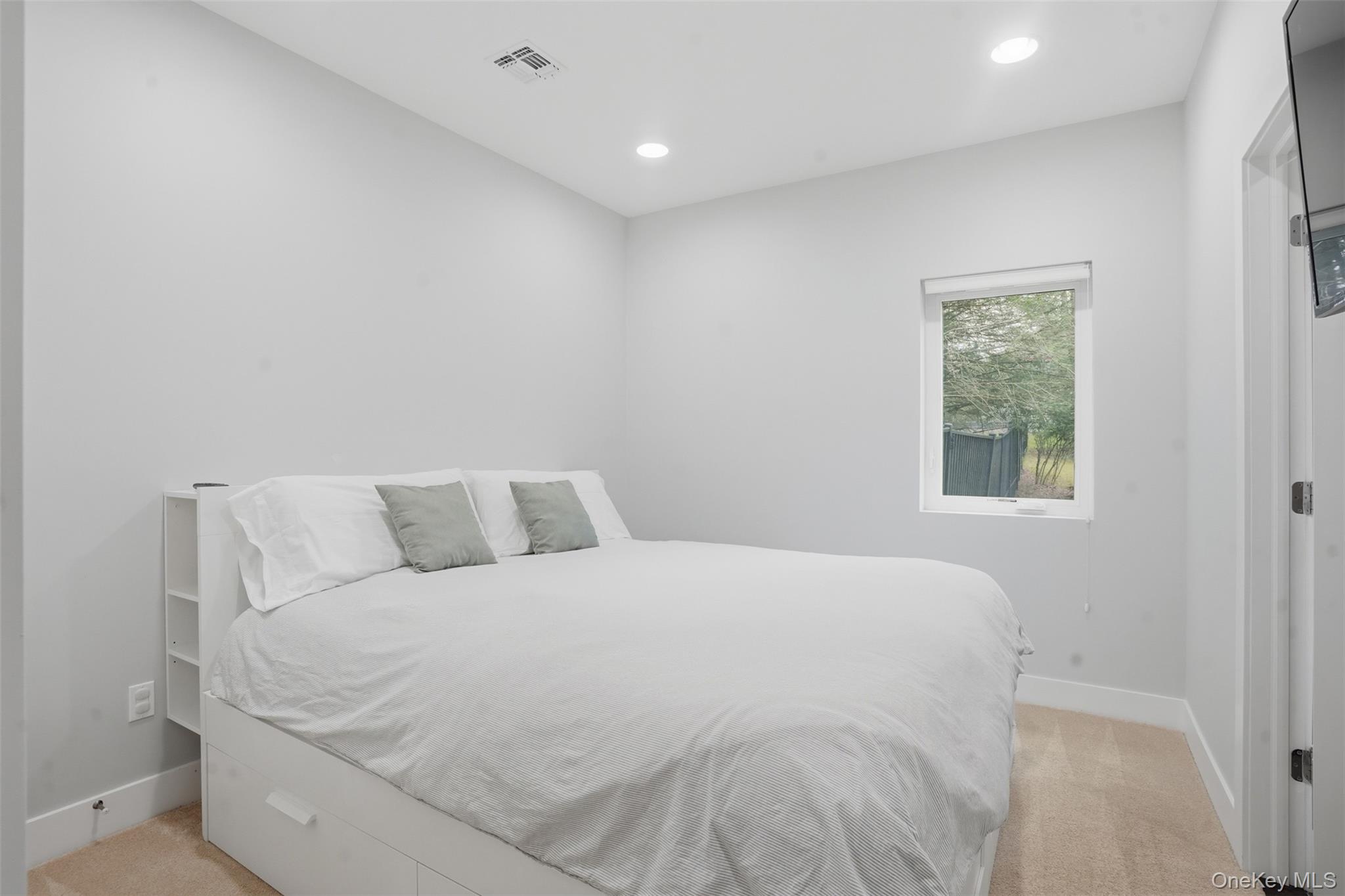 35 Serenity Lane Property Photo 17