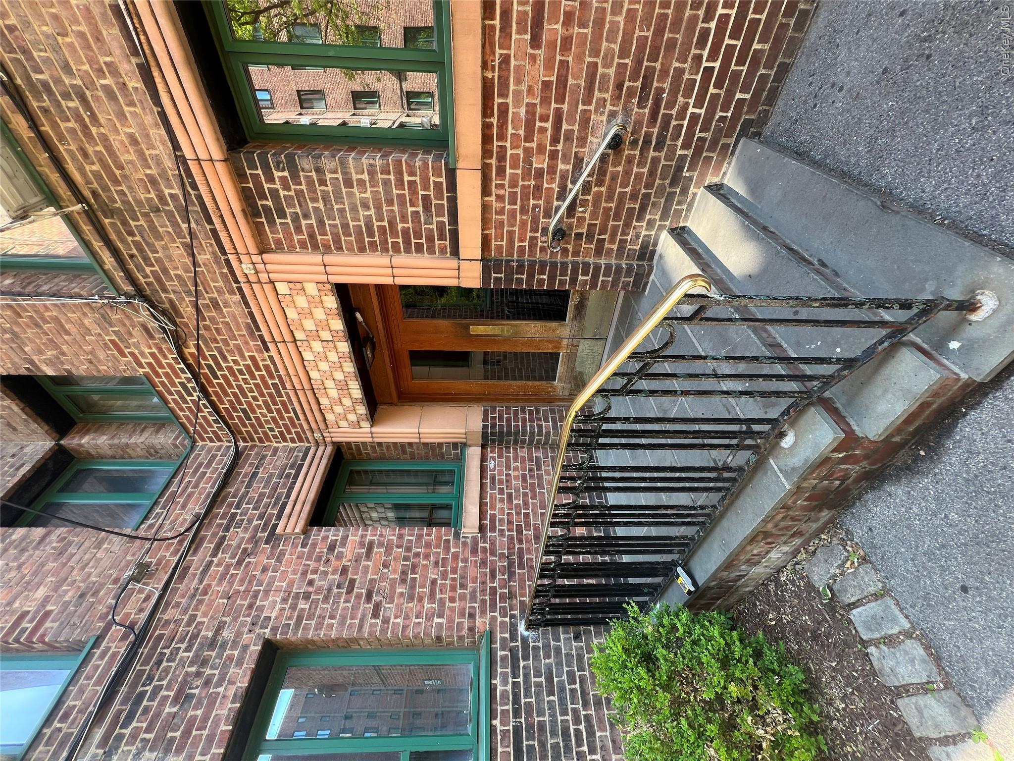 1503 Metropolitan 4F Property Photo 1
