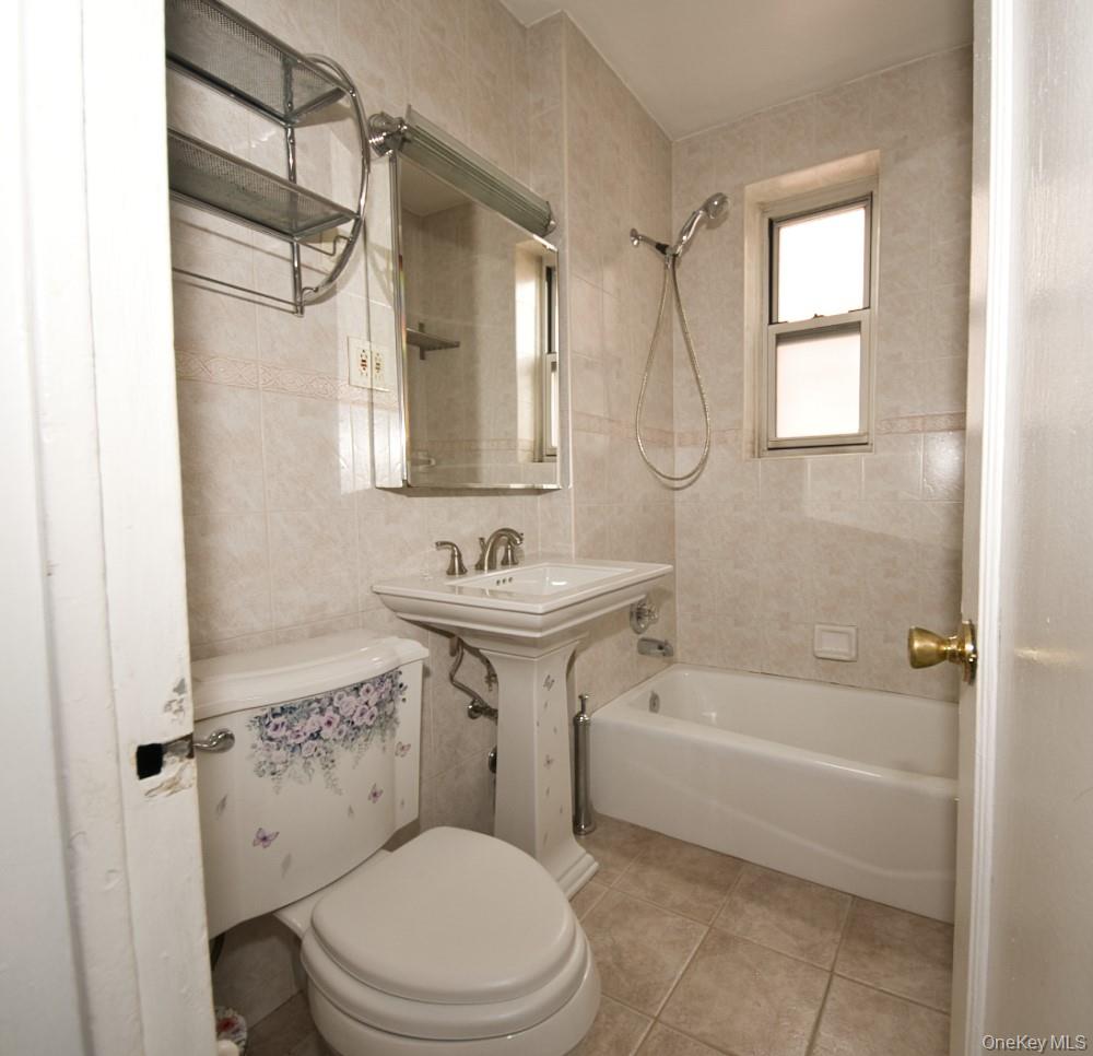 63-61 99th Street D16 Property Photo 7