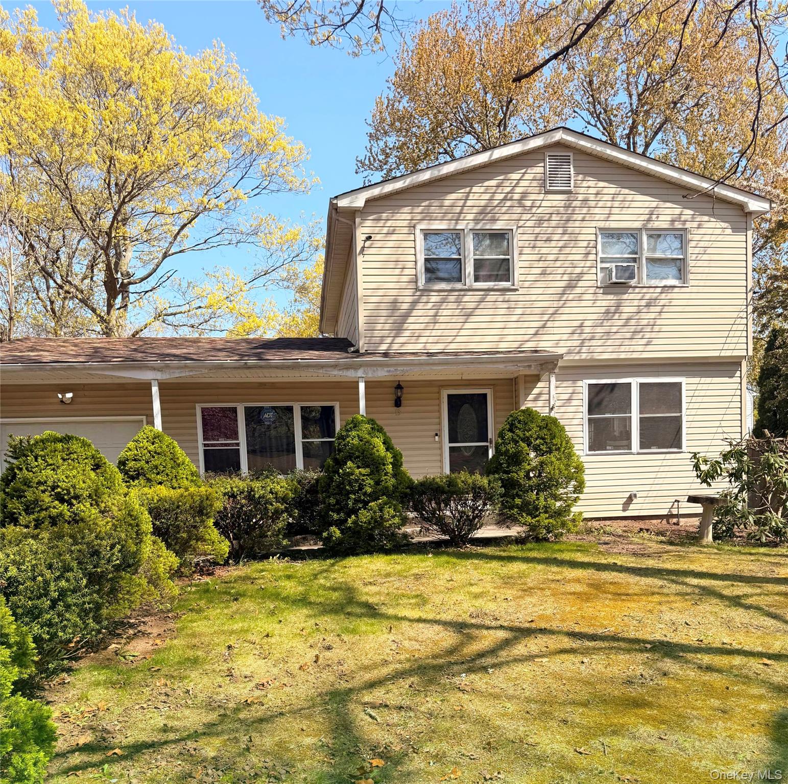 13 Hampton Avenue Property Photo 2