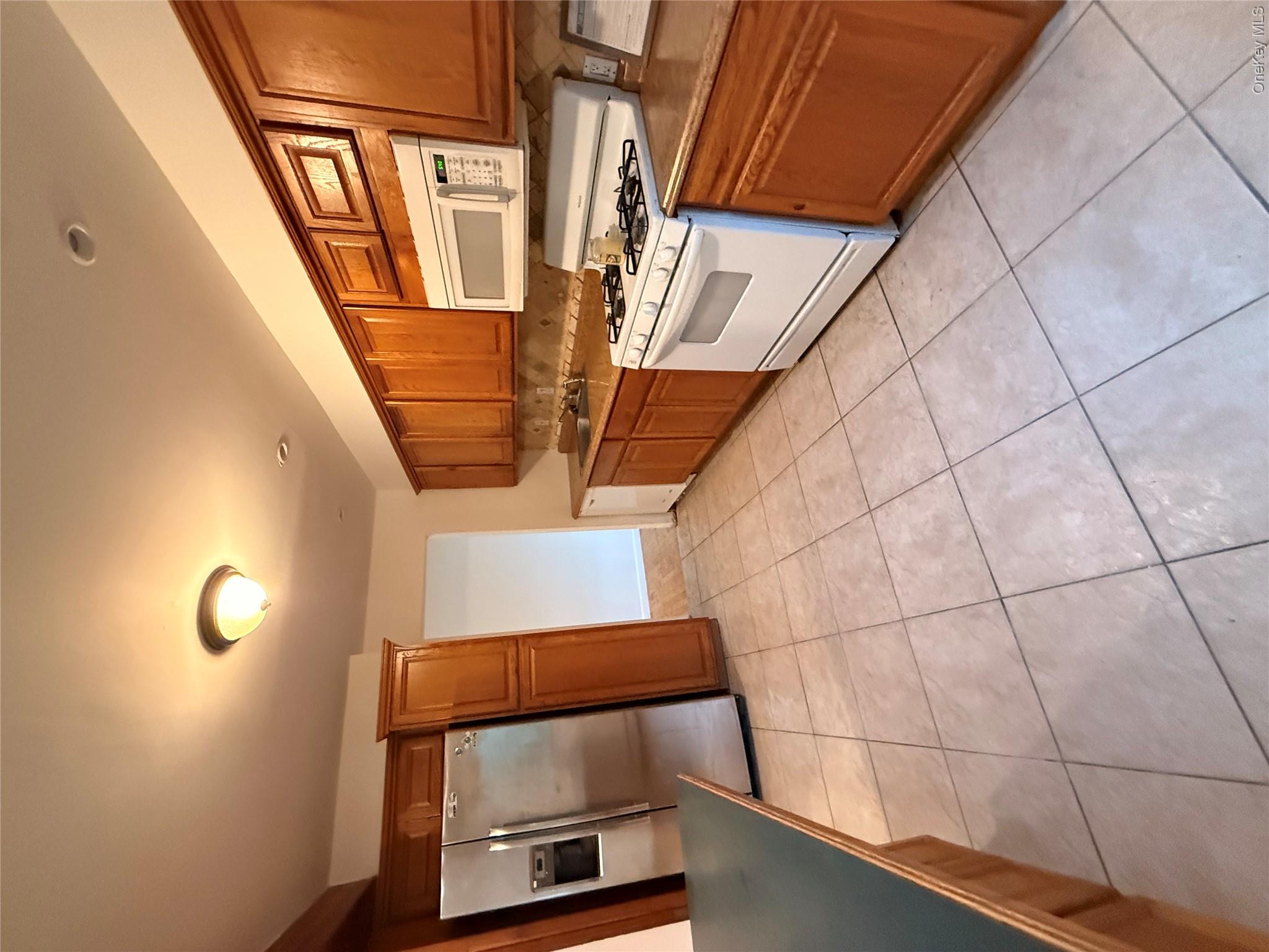 13 Hampton Avenue Property Photo 6
