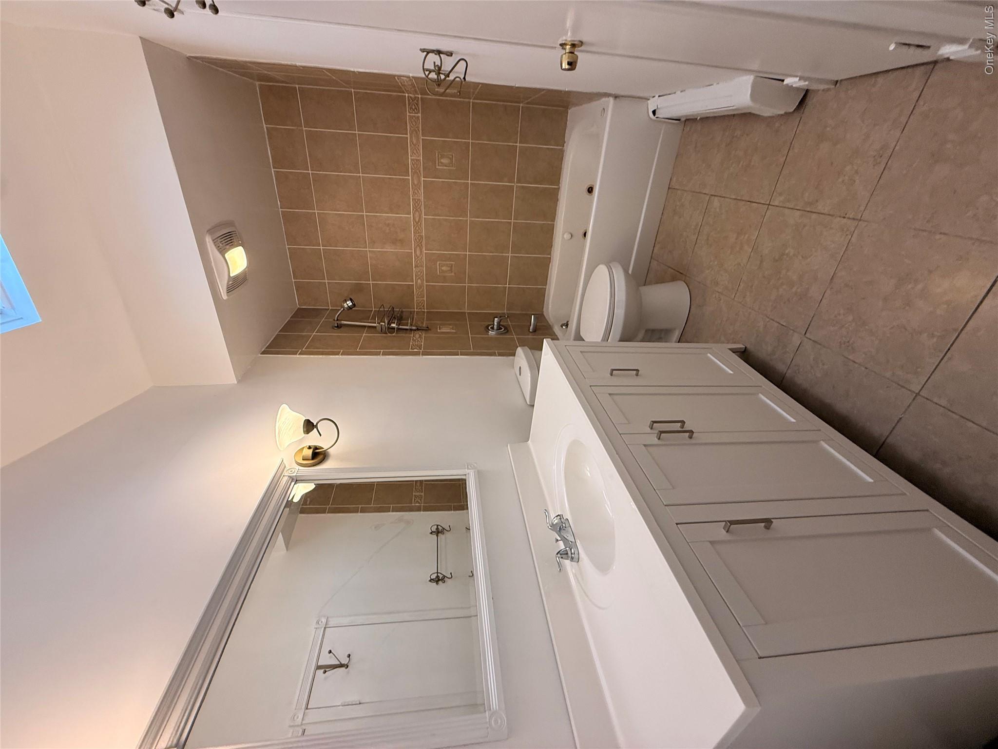13 Hampton Avenue Property Photo 12