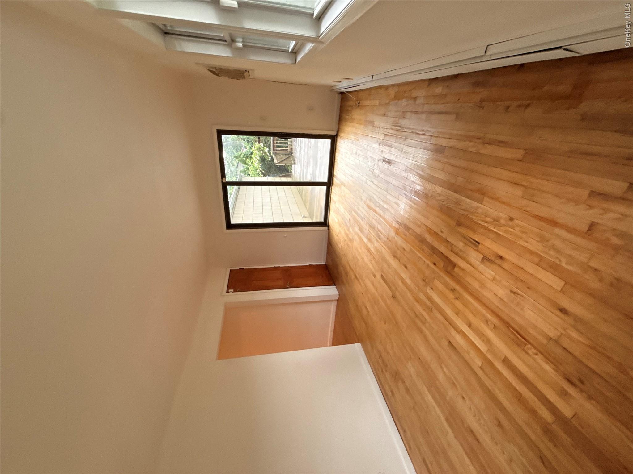 13 Hampton Avenue Property Photo 16