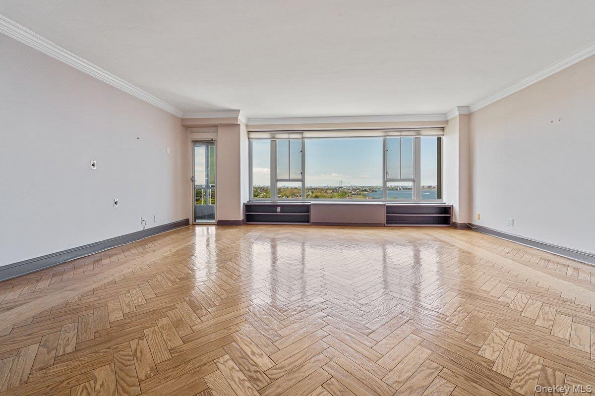 166-25 Powells Cove Boulevard 15d Property Photo 19