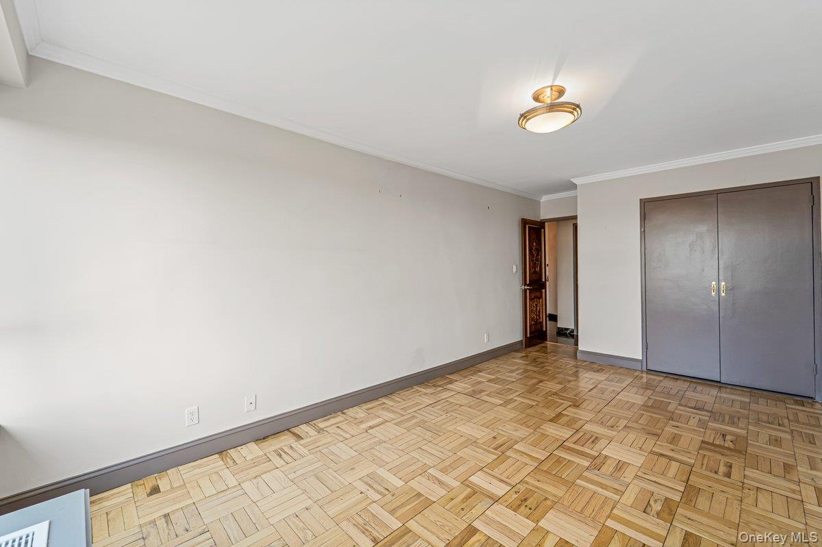 166-25 Powells Cove Boulevard 15d Property Photo 24