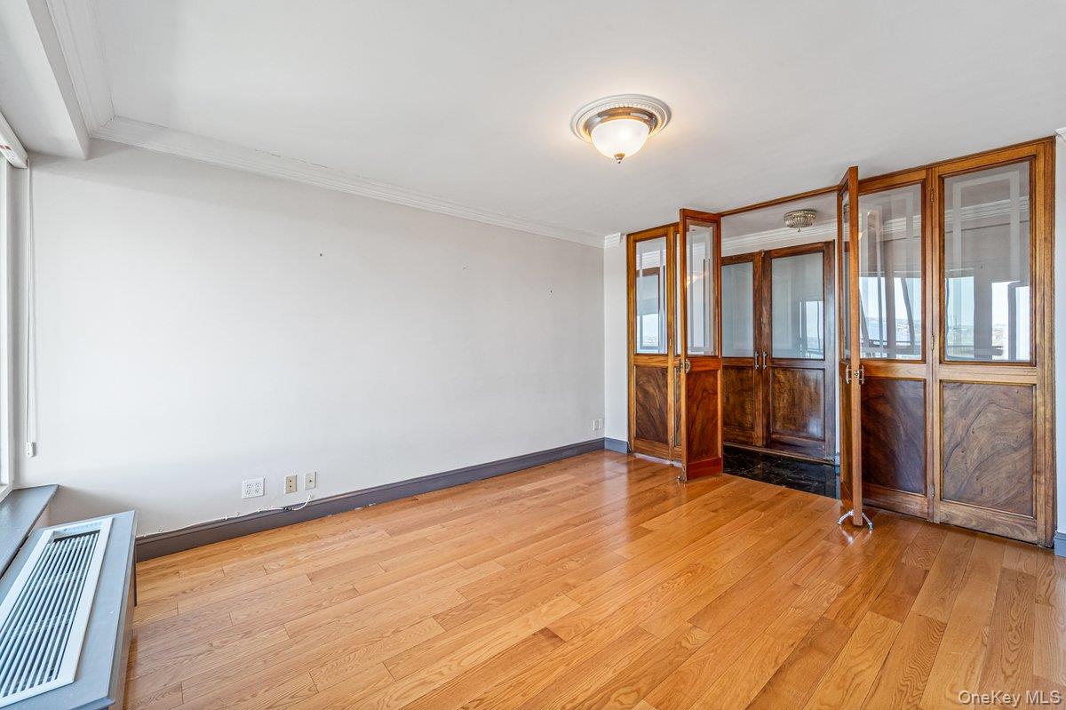 166-25 Powells Cove Boulevard 15d Property Photo 38