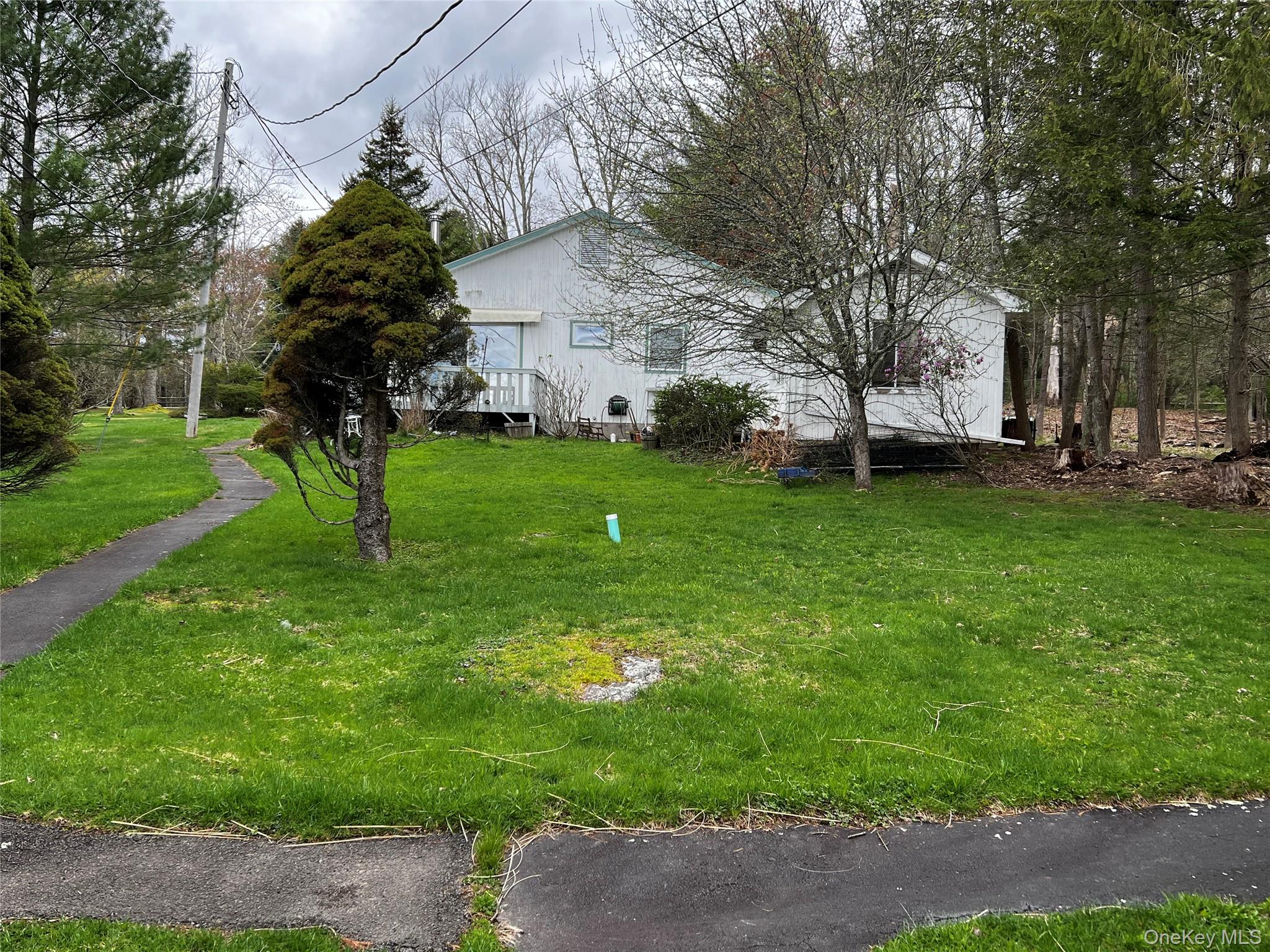 7 Jenn Lane Property Photo 19