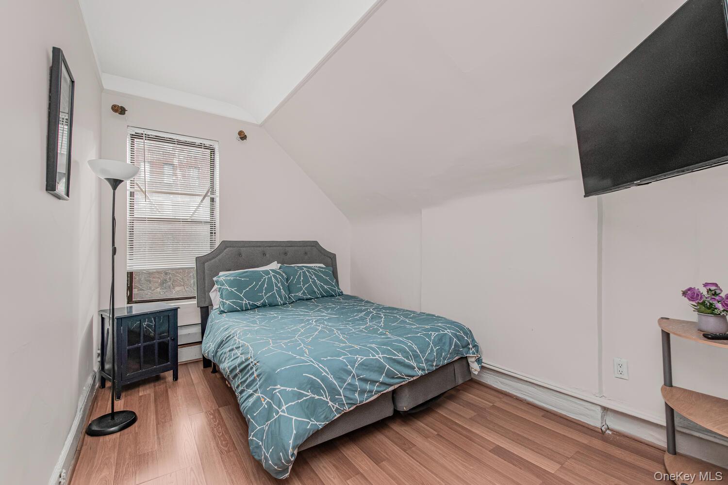 292 Wadsworth Avenue Property Photo 17