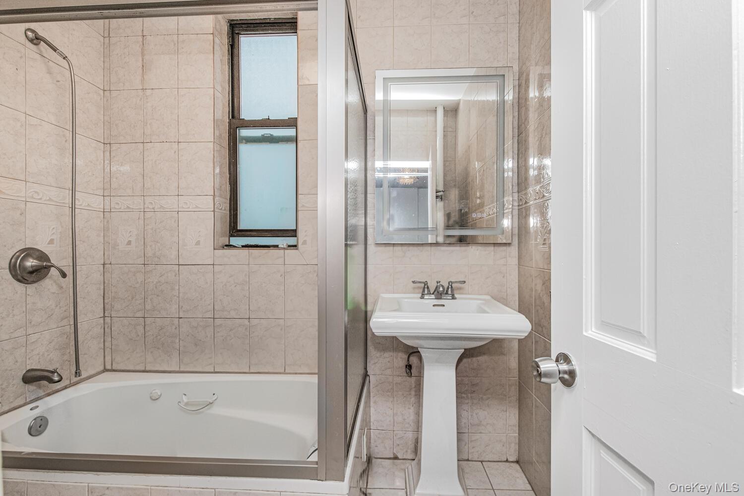 292 Wadsworth Avenue Property Photo 24