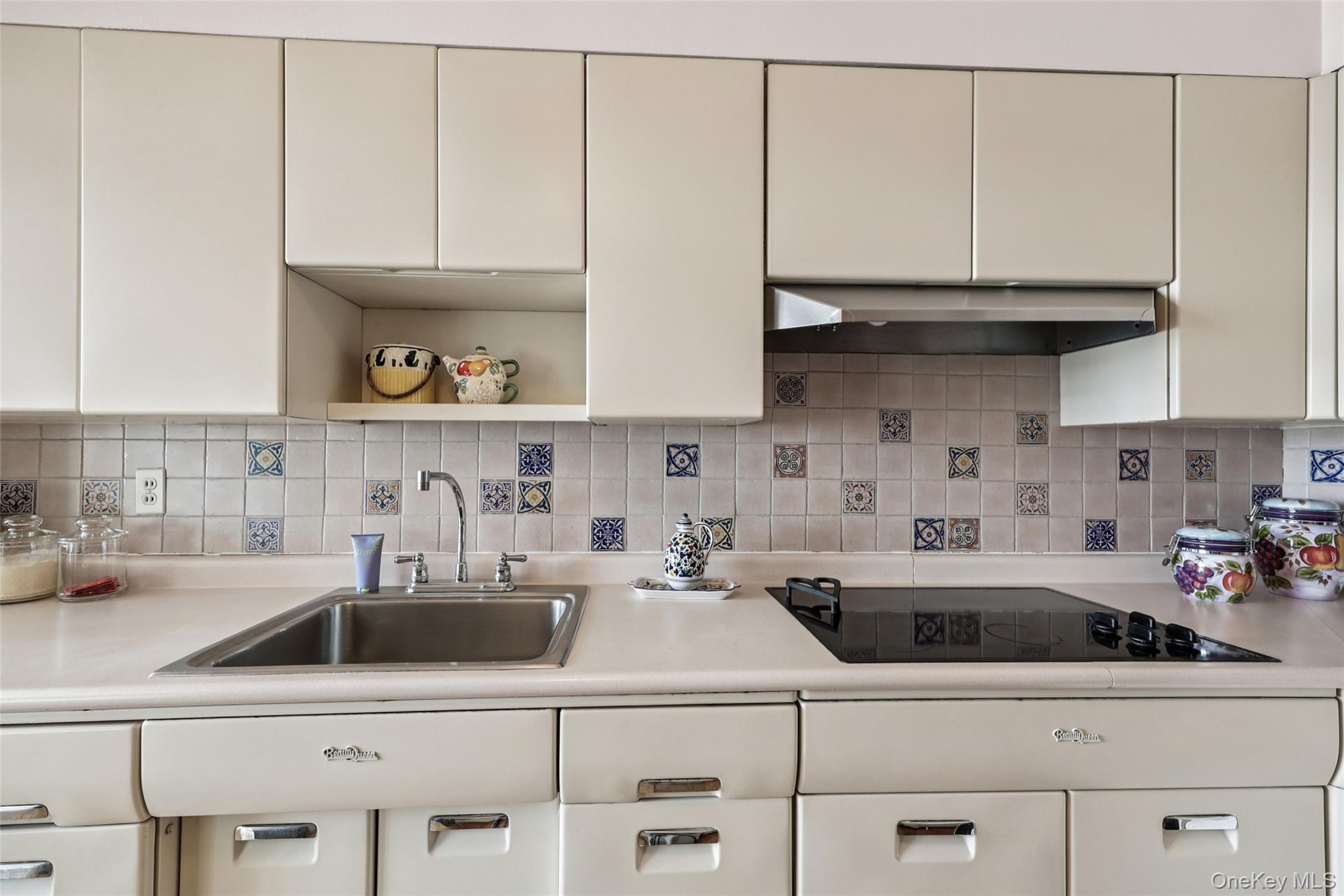 2 Salisbury Point 4e Property Photo 10