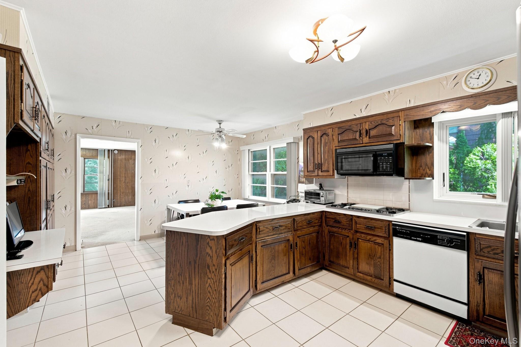 9 Parkfield Road Property Photo 15
