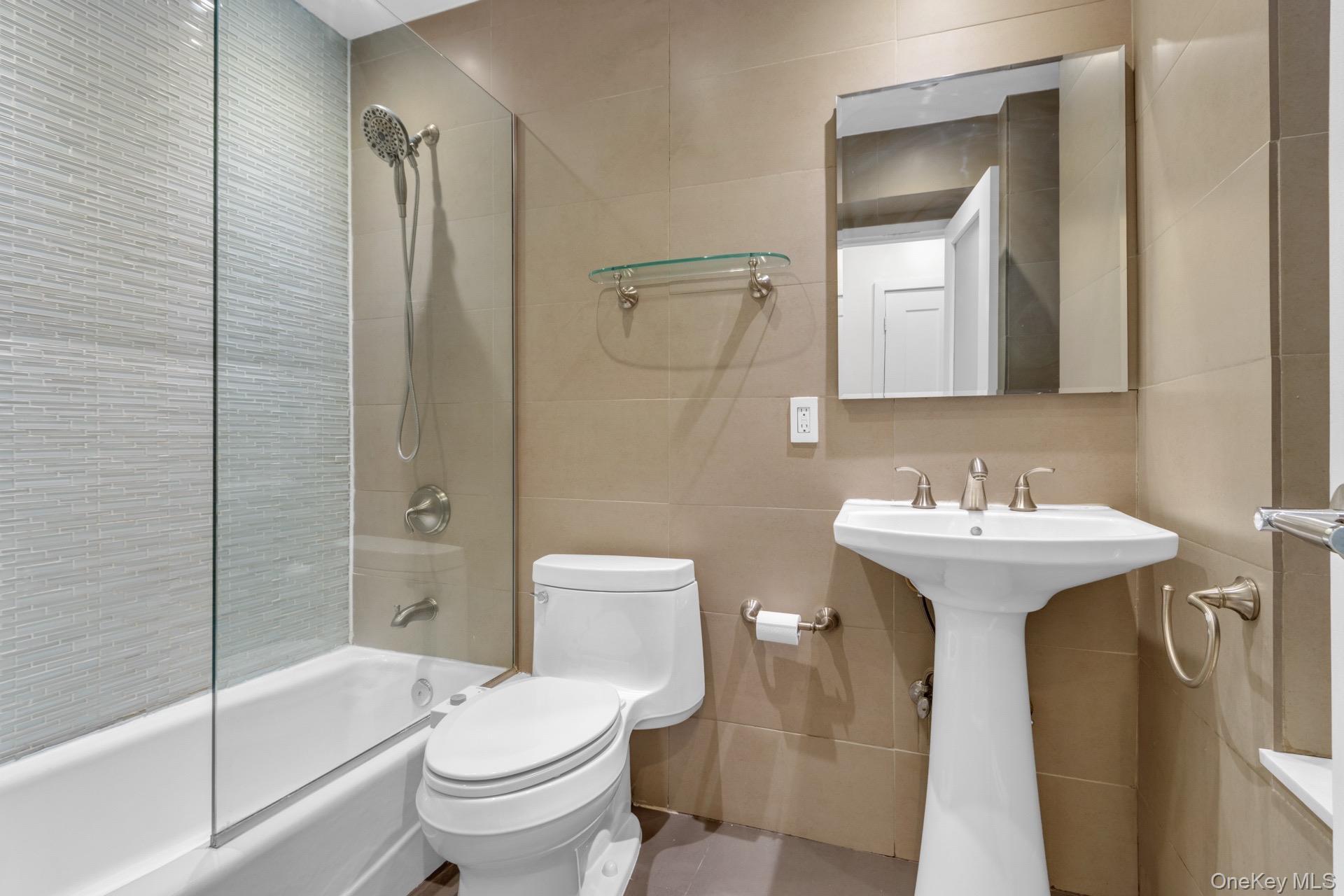66-72 Saint Nicholas Avenue 3g Property Photo 18