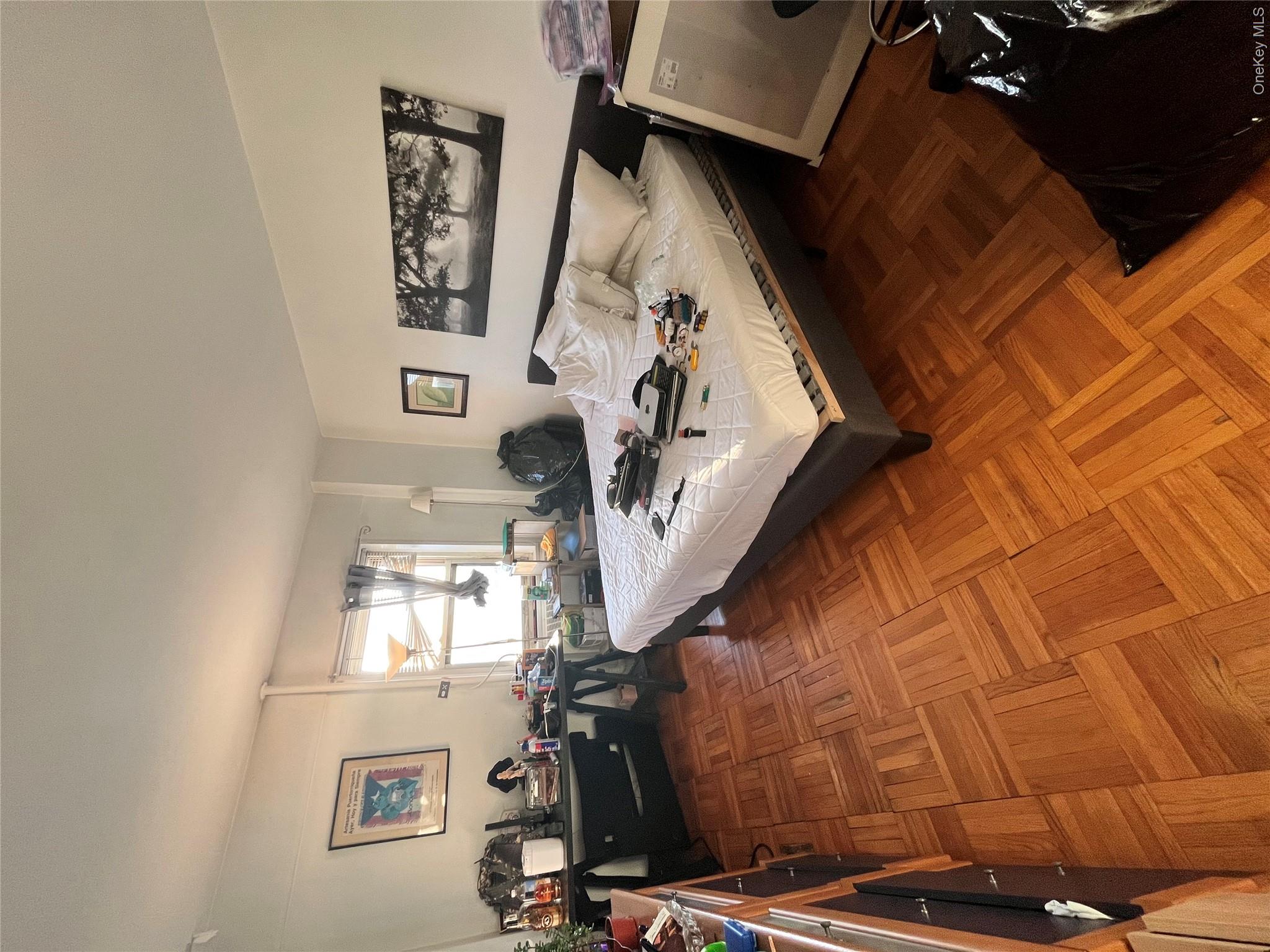 3 Fordham Hill Oval 10a Property Photo 9
