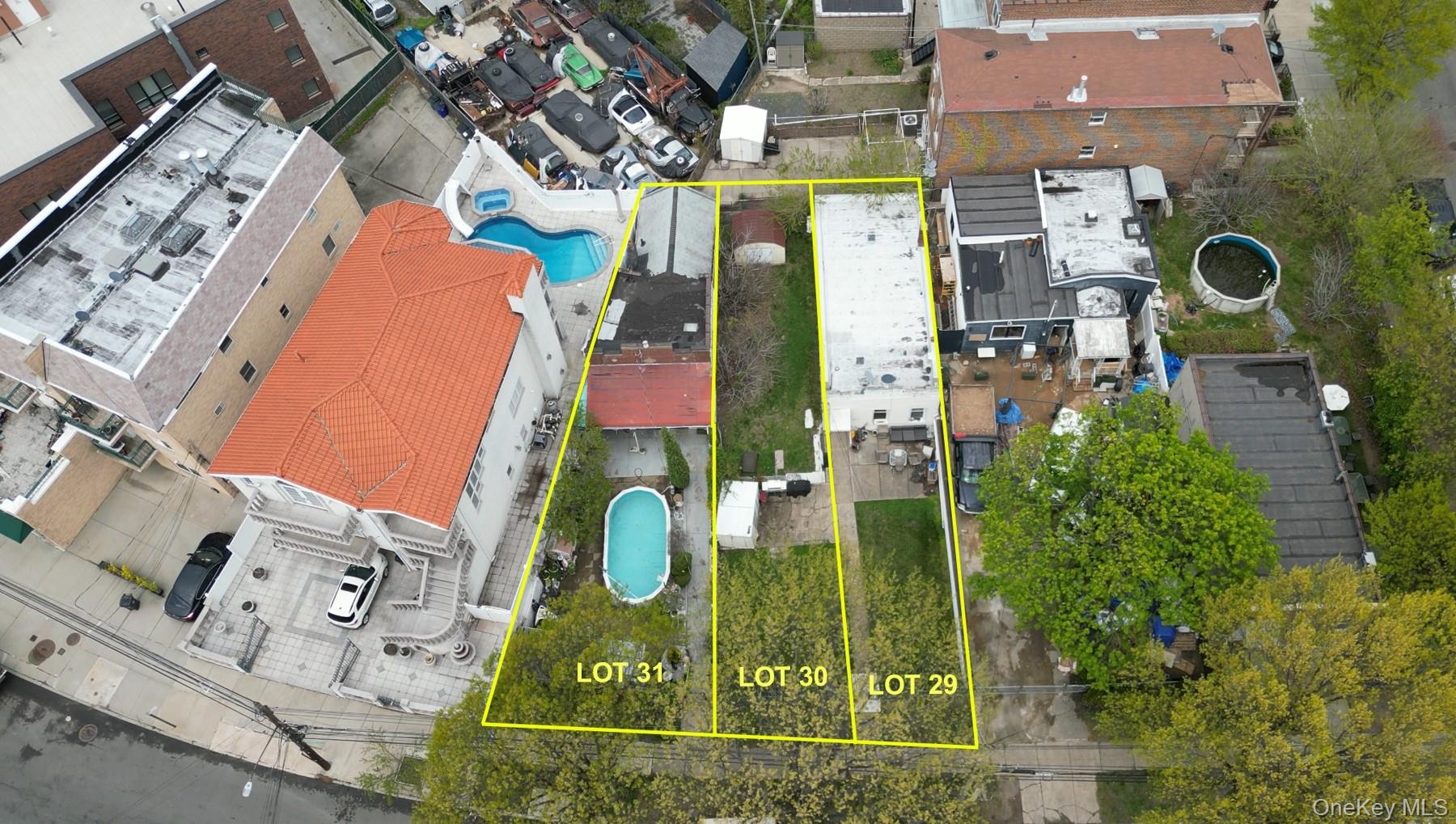 70-07, 70-11 Ditmars Boulevard Property Photo 7