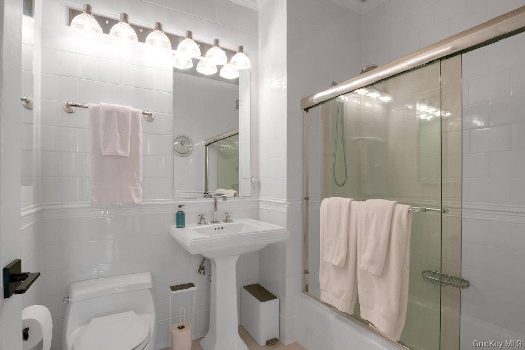 1 Scarsdale Road 319 Property Photo 22