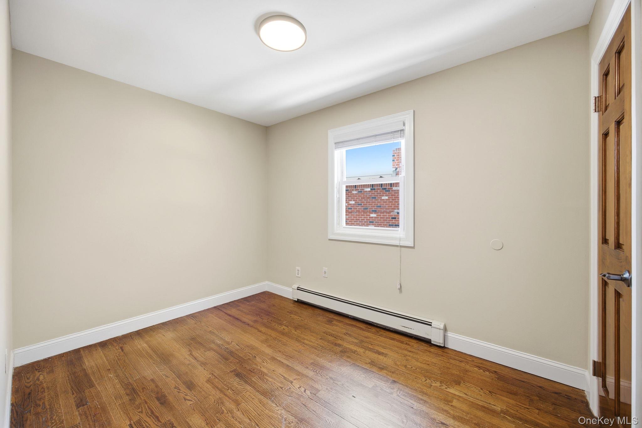 6933 Little Neck Parkway Property Photo 19
