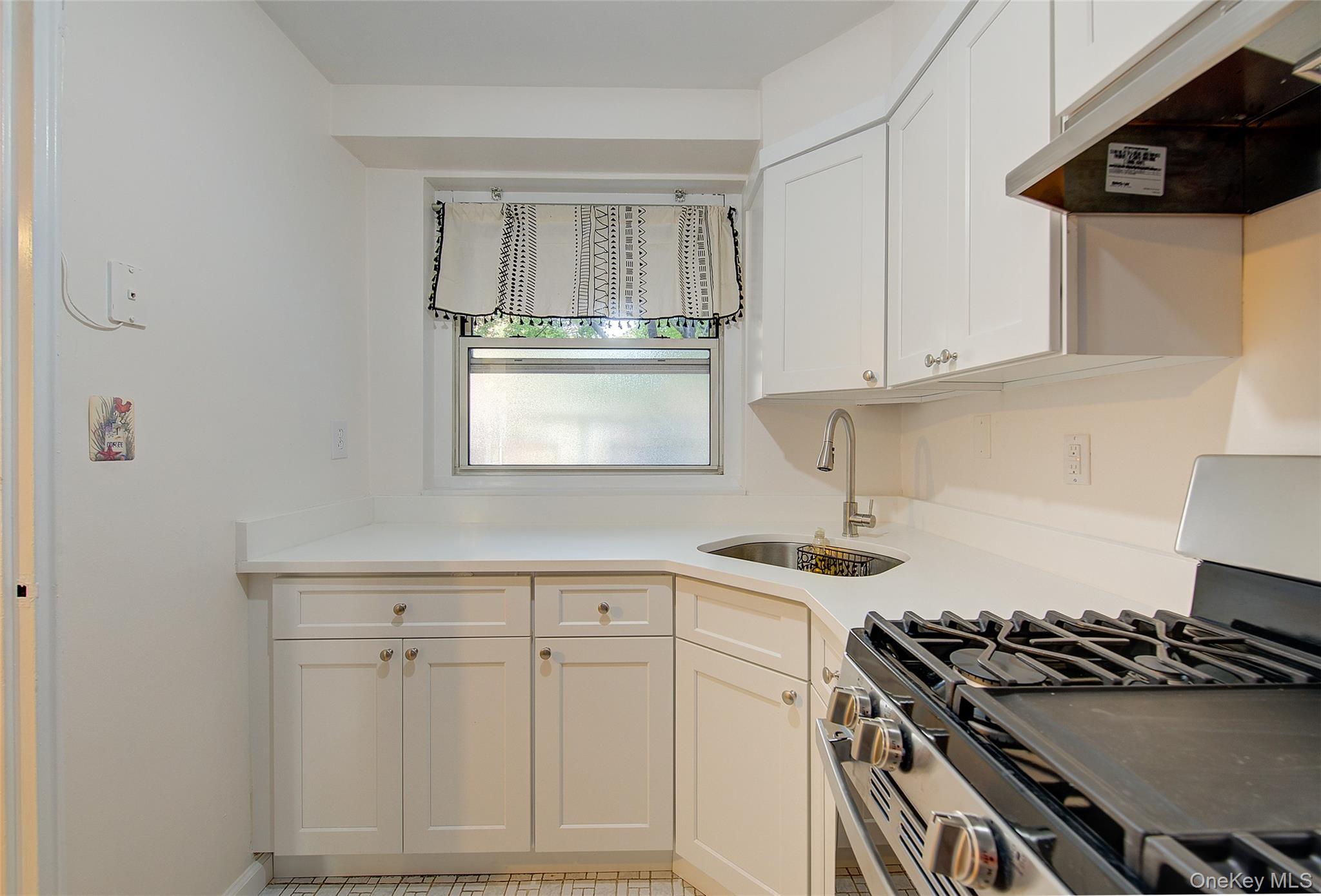35-51 85 Street 2c Property Photo 13
