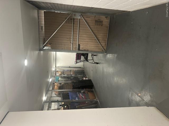 4511 Broadway Property Photo 4