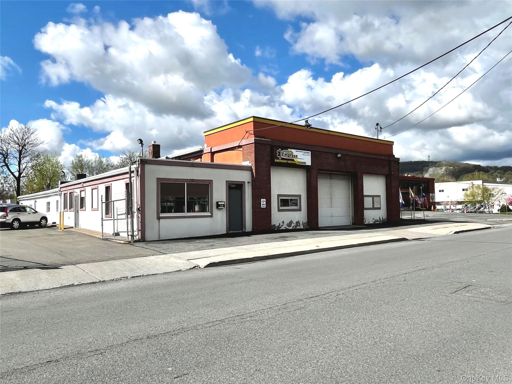 69 Dickson Street Property Photo 2