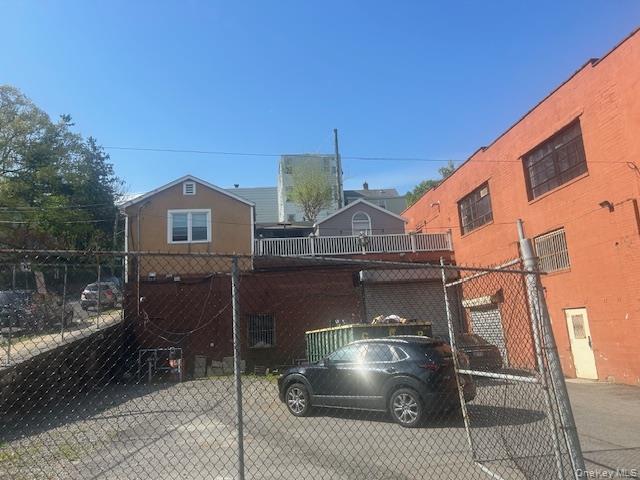 166 Yonkers Avenue Property Photo 3