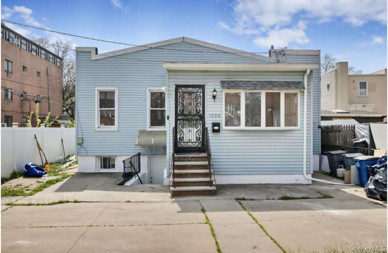 1028 E 84th Street Property Photo 1