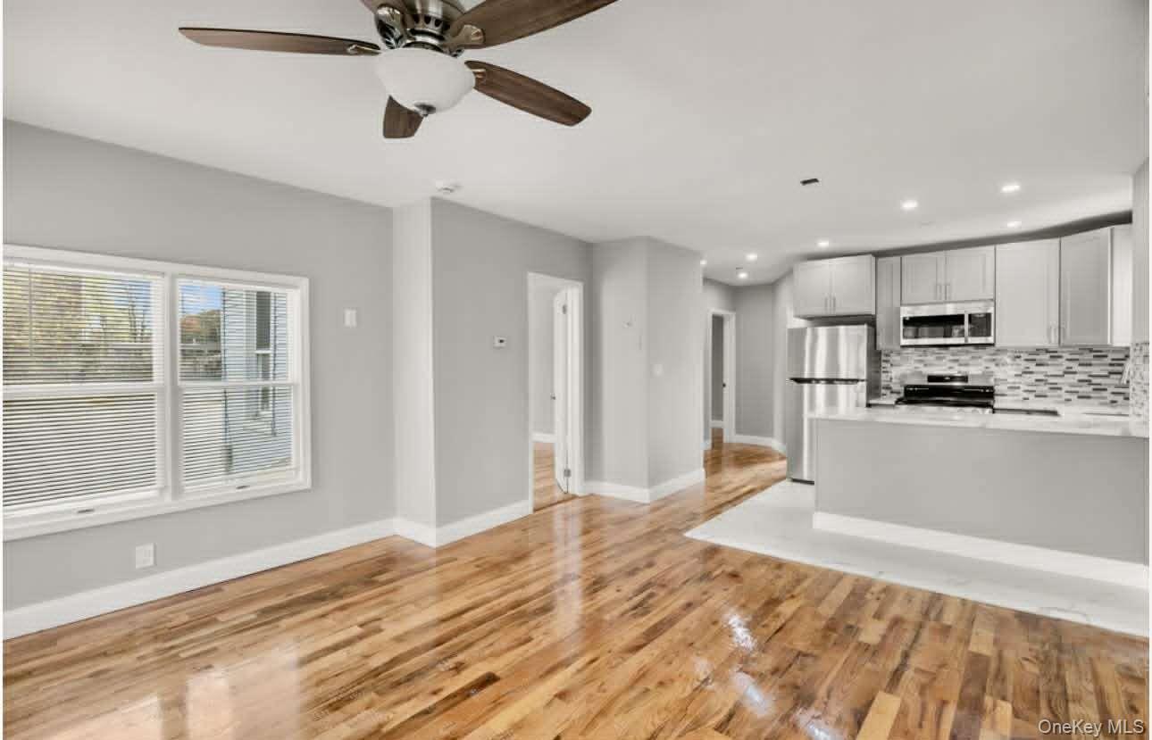 1028 E 84th Street Property Photo 5
