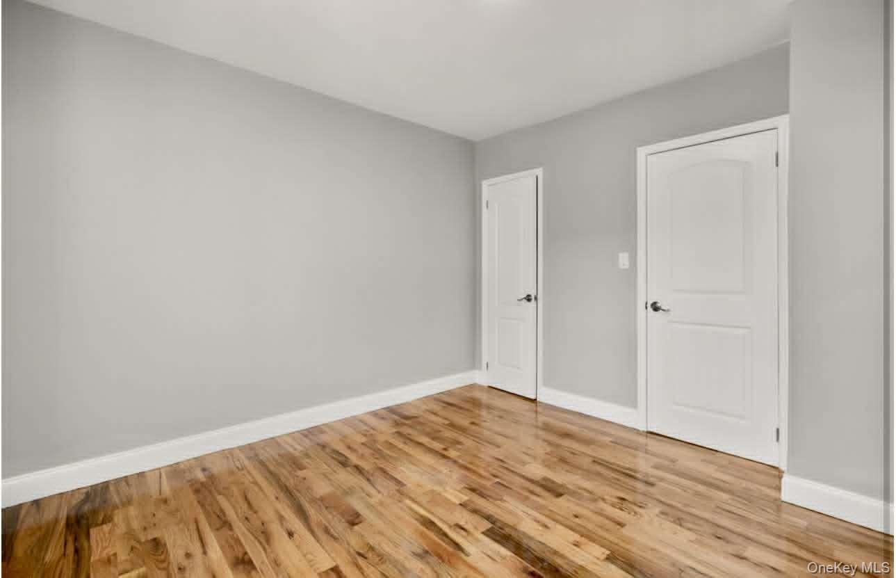 1028 E 84th Street Property Photo 11