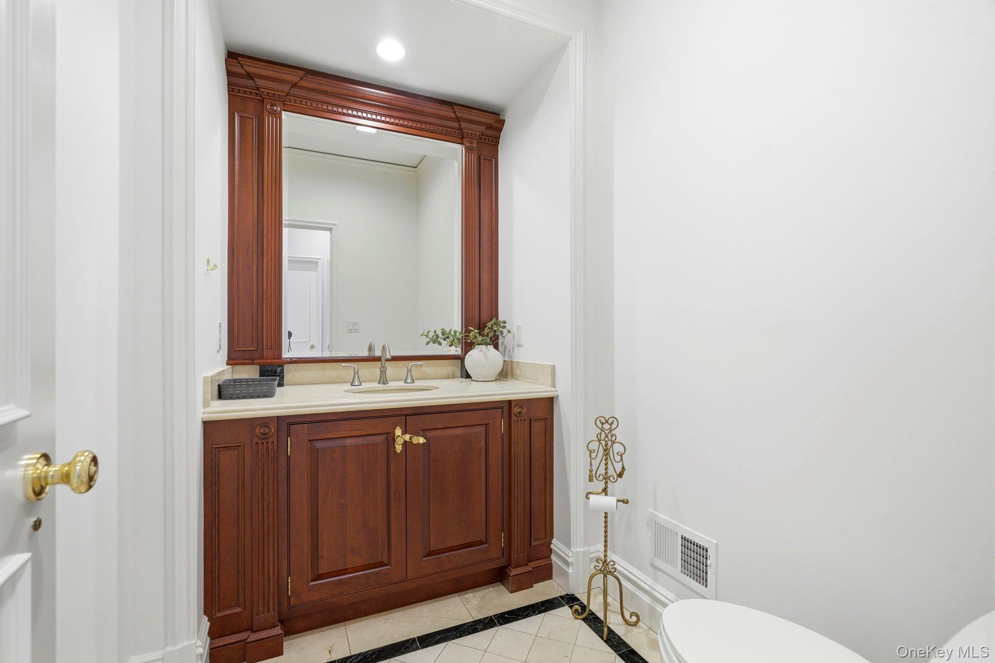 2 Coventry Court Property Photo 19