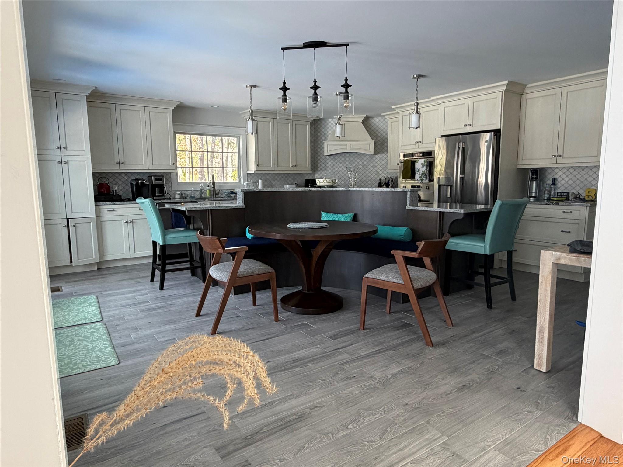 27 Deer Path Property Photo 13