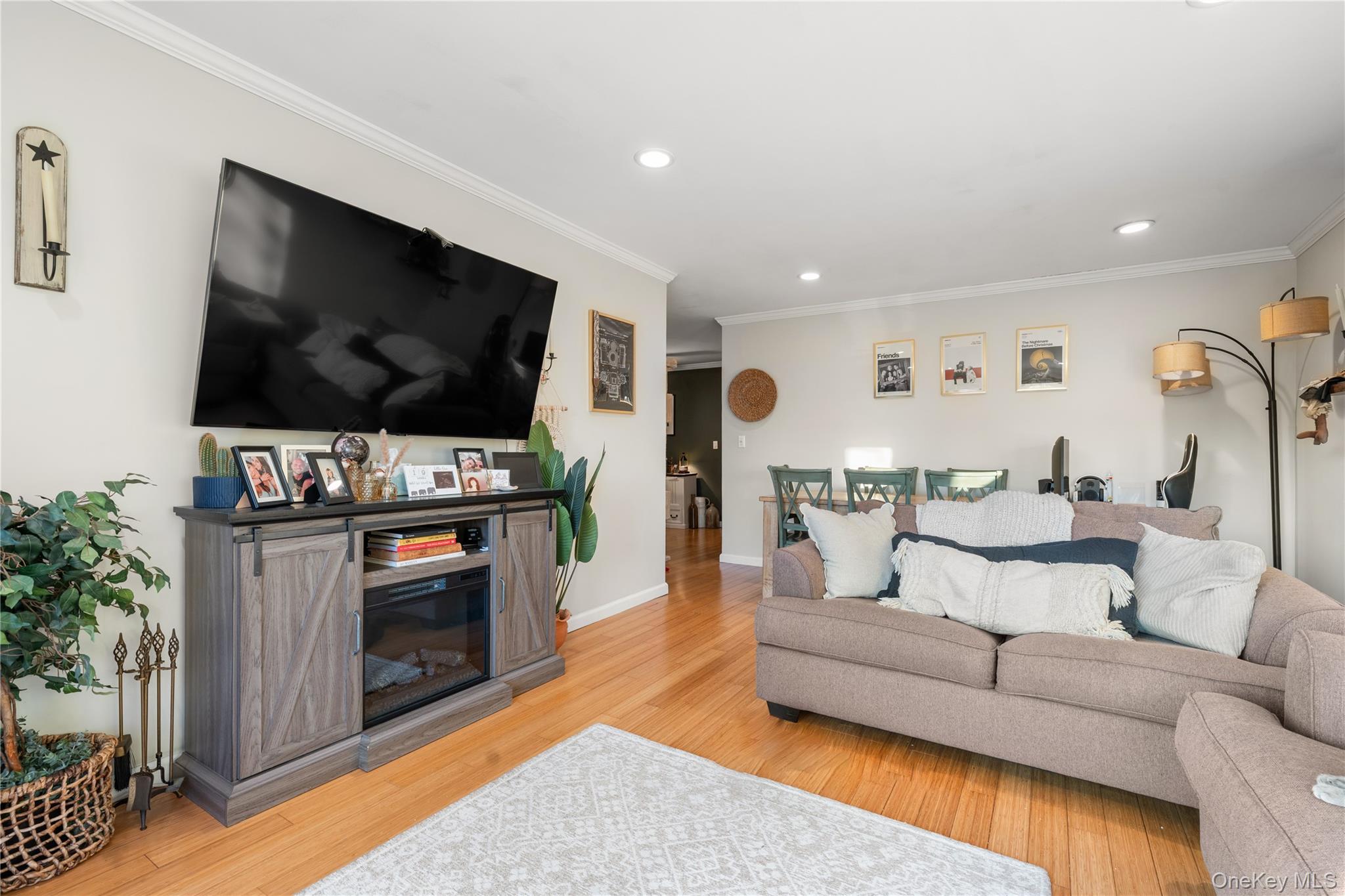 90 Park Avenue B6 Property Photo 1