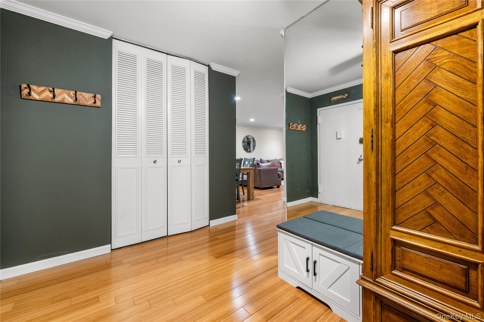 90 Park Avenue B6 Property Photo 2