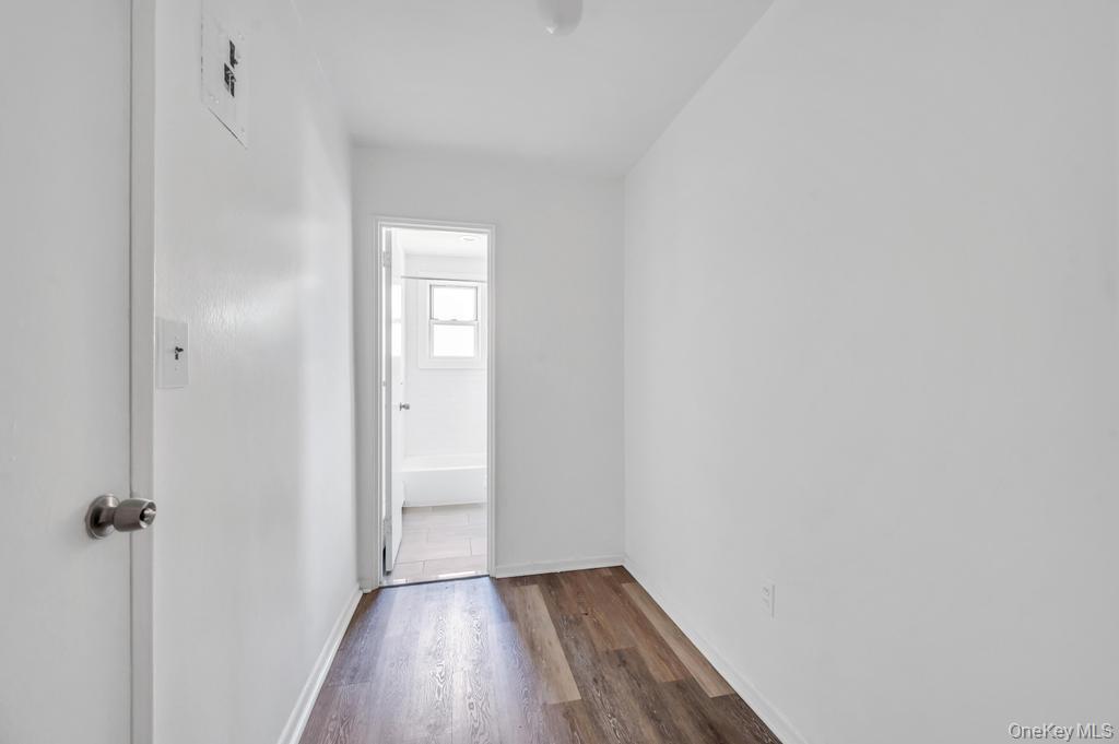 111 S Centre Avenue 2vv Property Photo 14