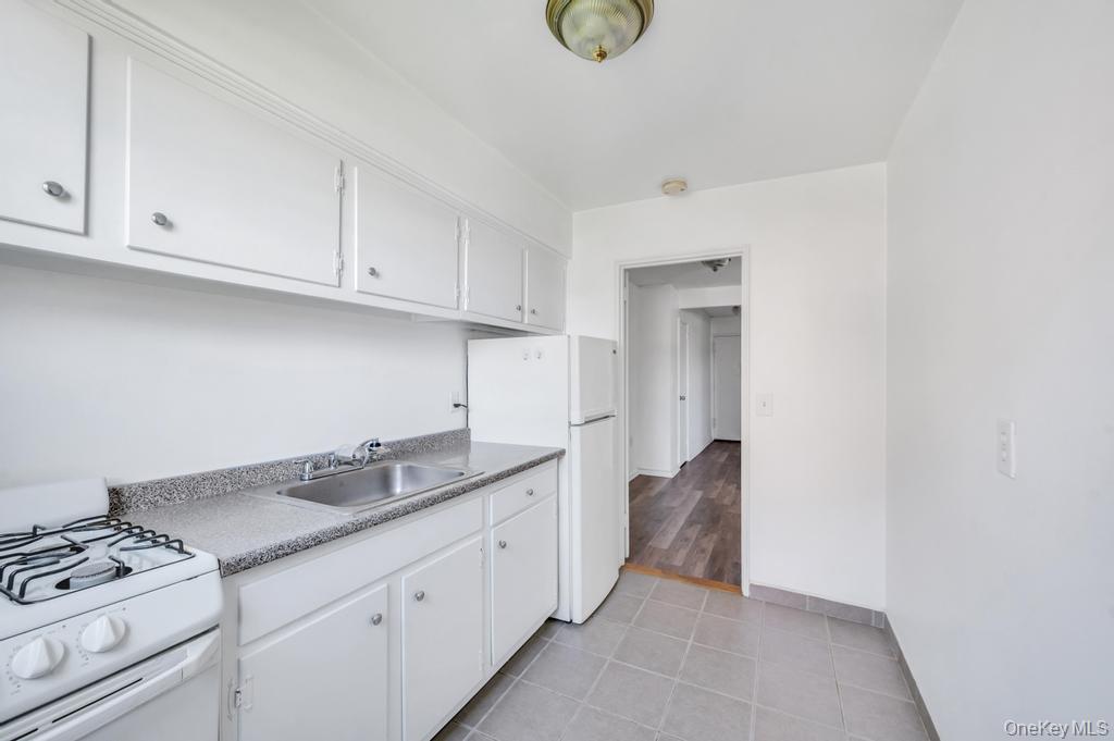 111 S Centre Avenue 2vv Property Photo 16