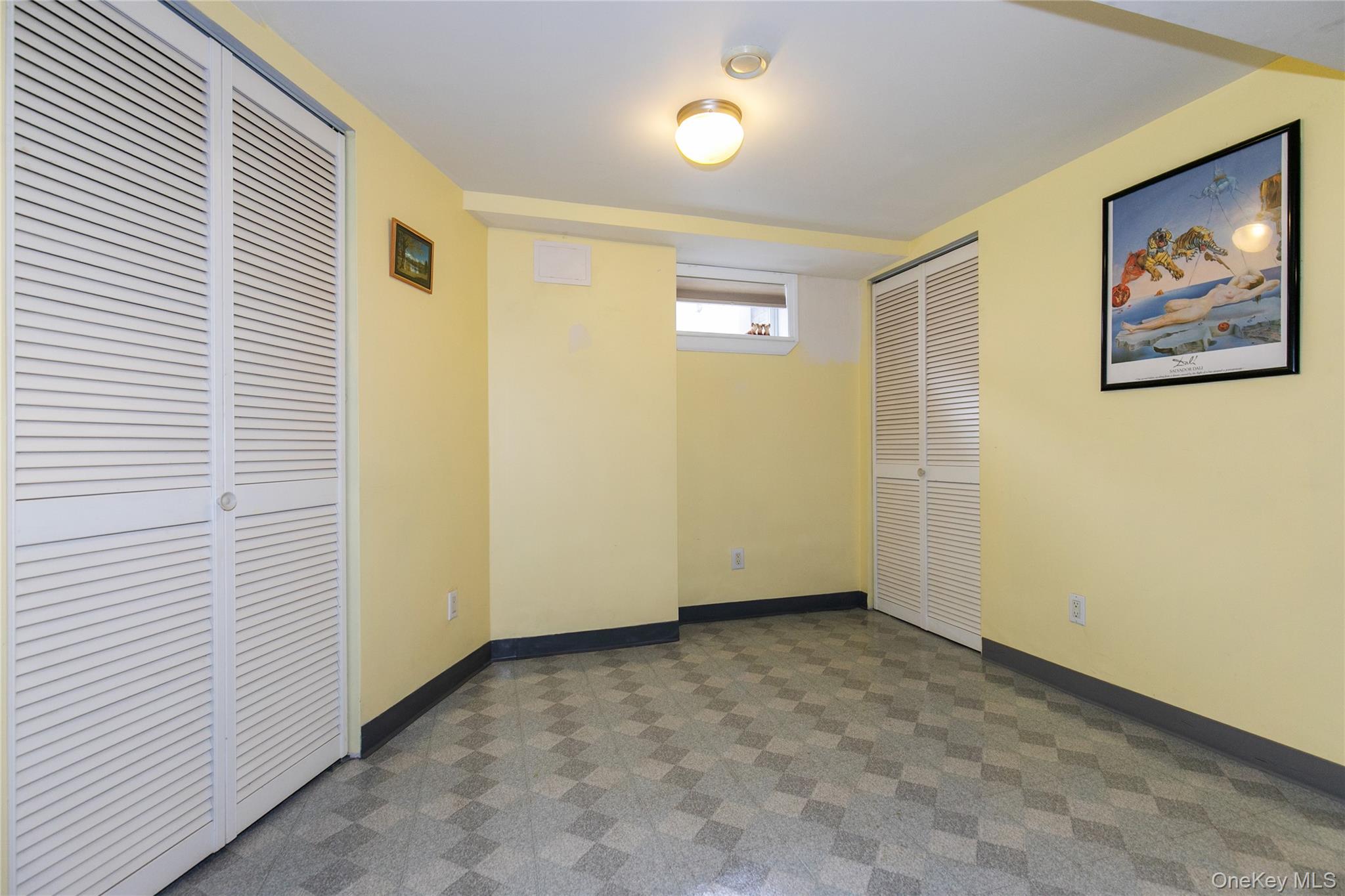 43 Pickwick Drive Property Photo 18