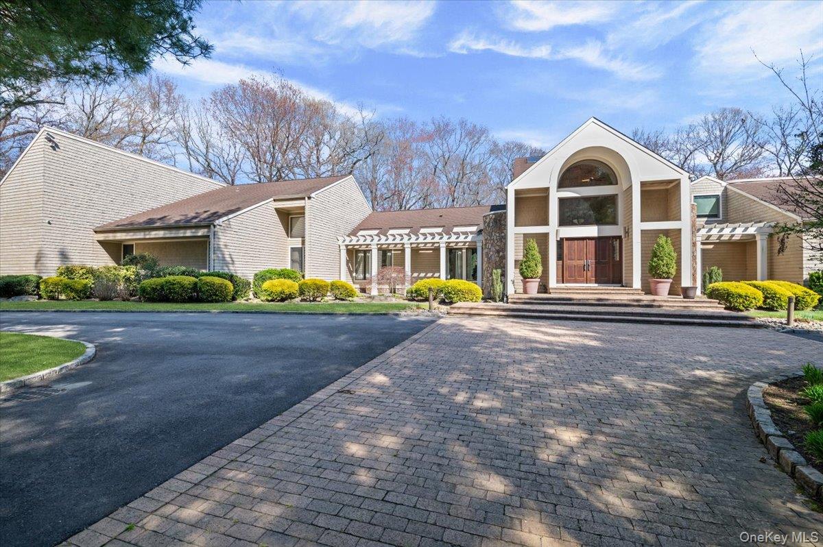 45 Coves Run Property Photo 1