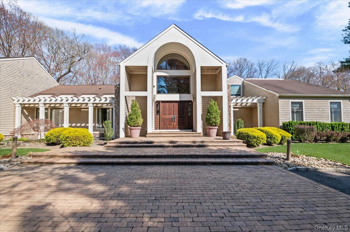 45 Coves Run Property Photo 2