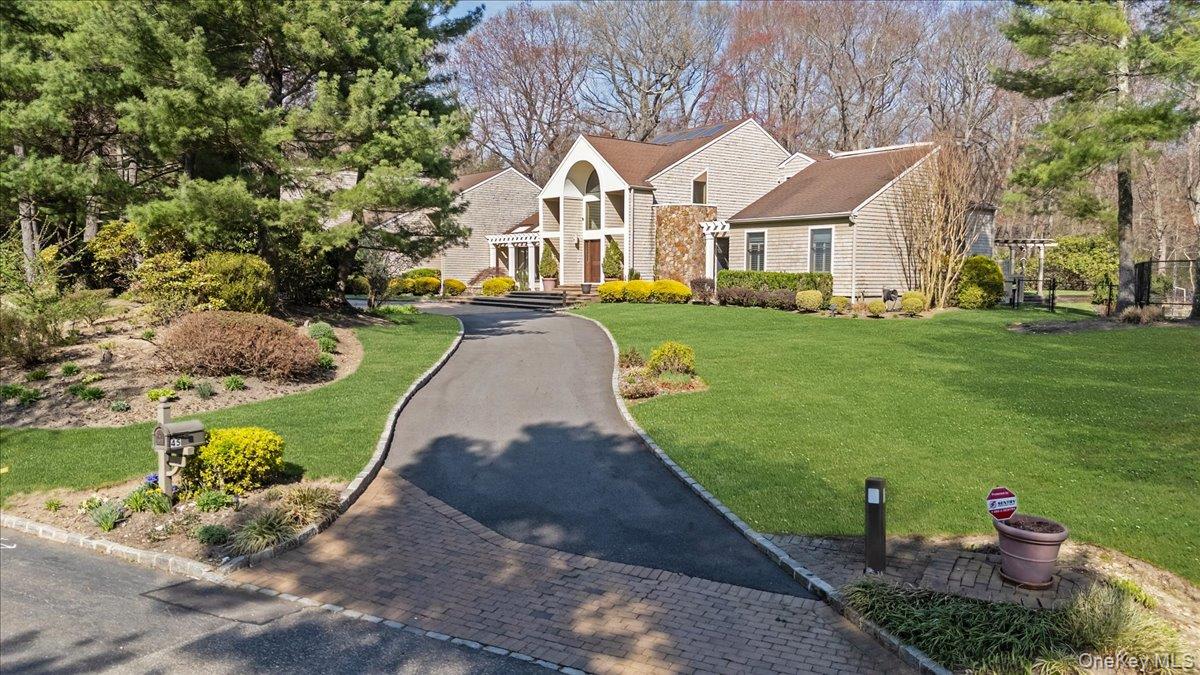 45 Coves Run Property Photo 3