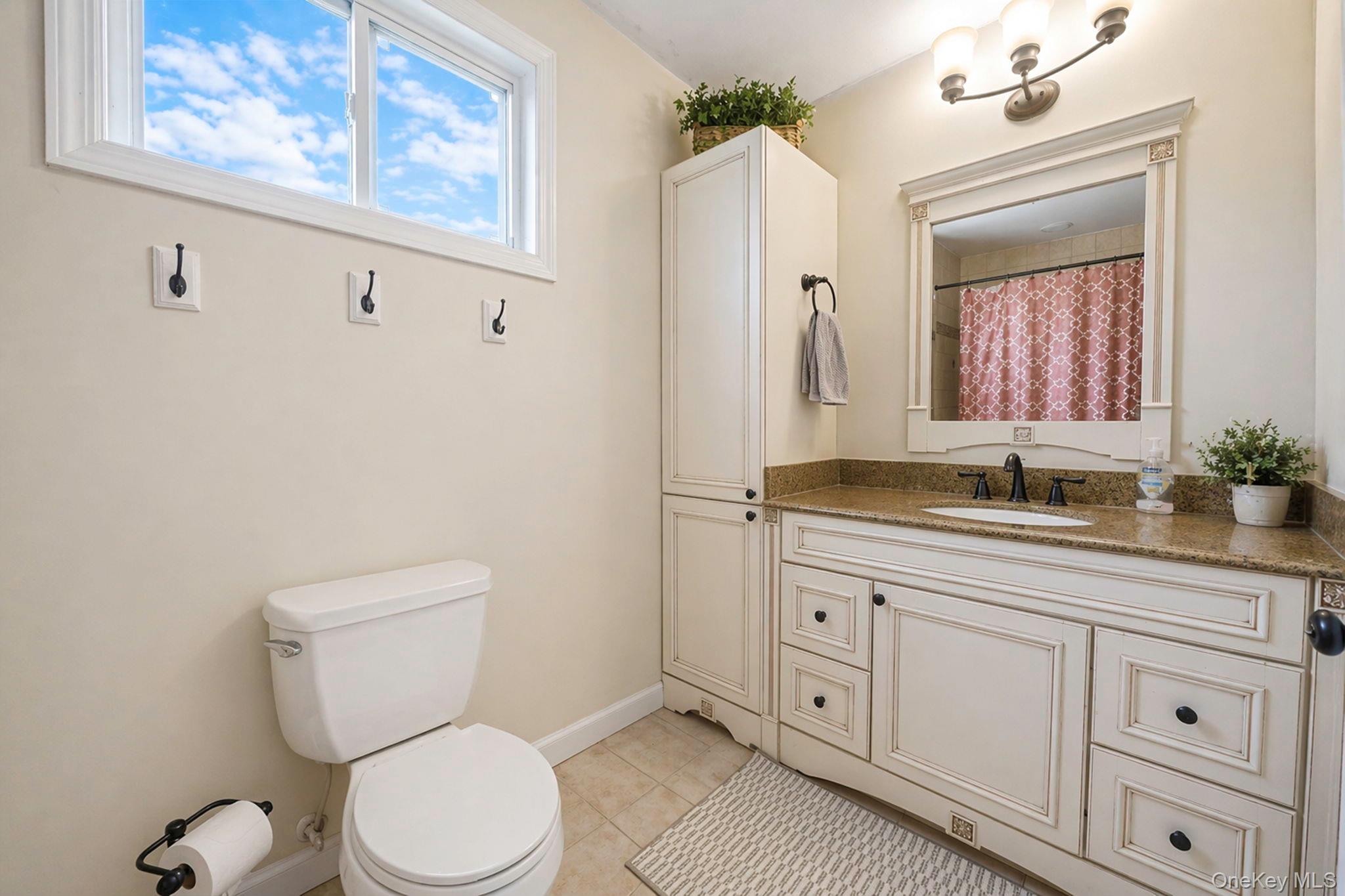 345 Ontario Street Property Photo 15