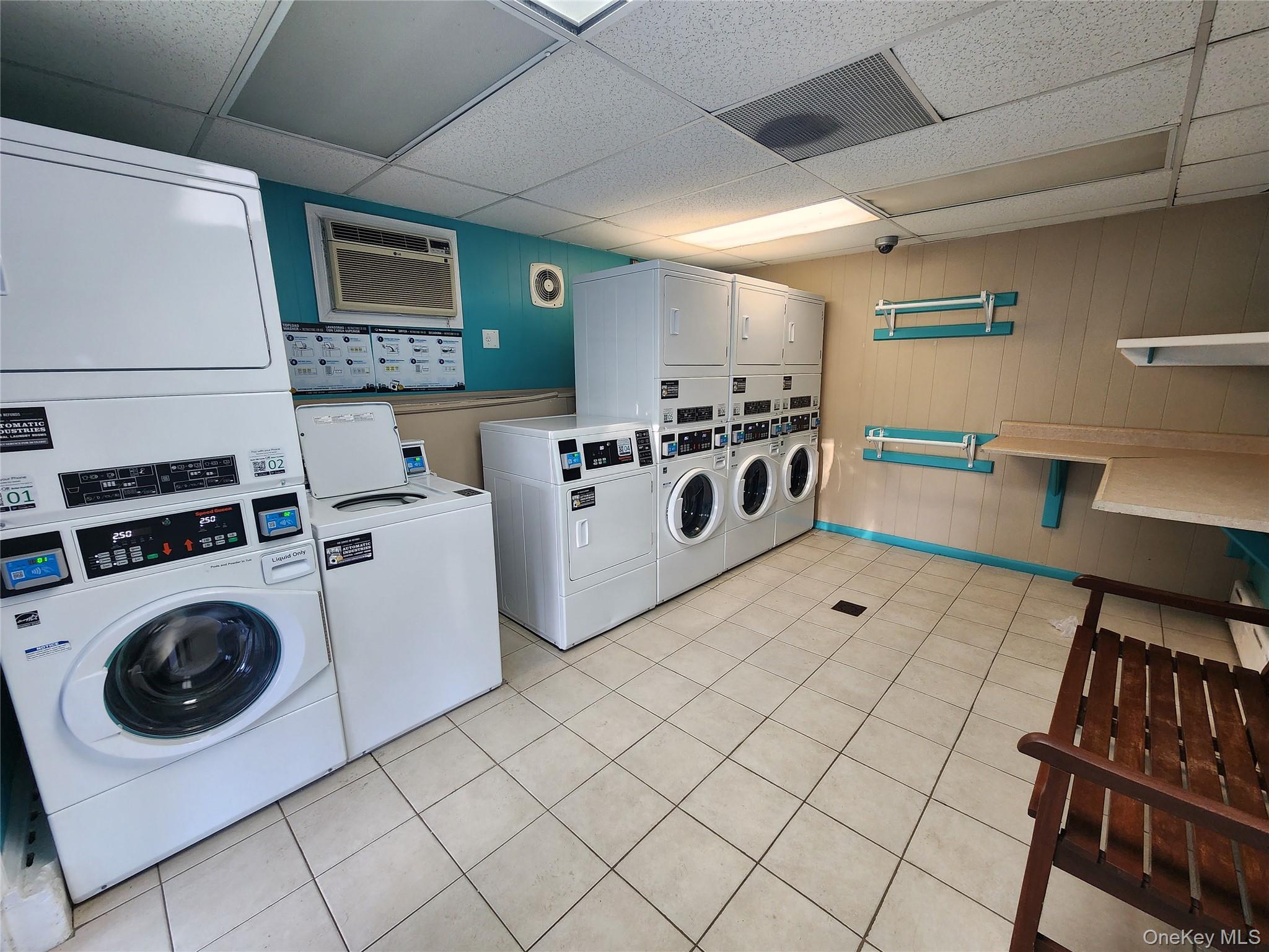 525 Riverleigh Ave C7 Property Photo 17