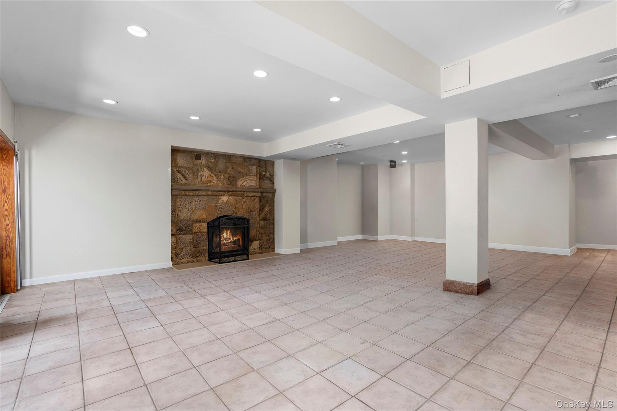 106 Carver Terrace Property Photo 24