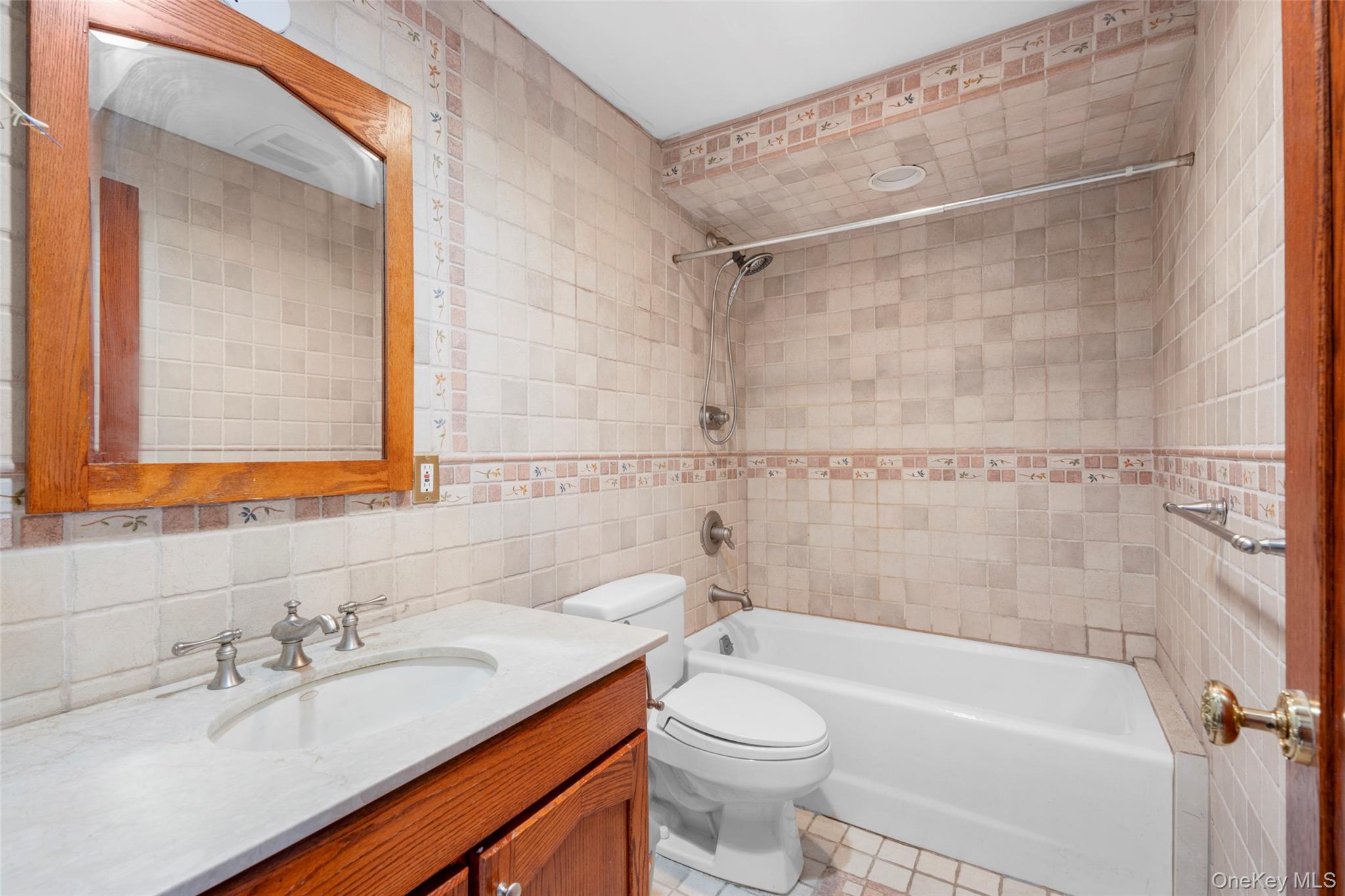 106 Carver Terrace Property Photo 25