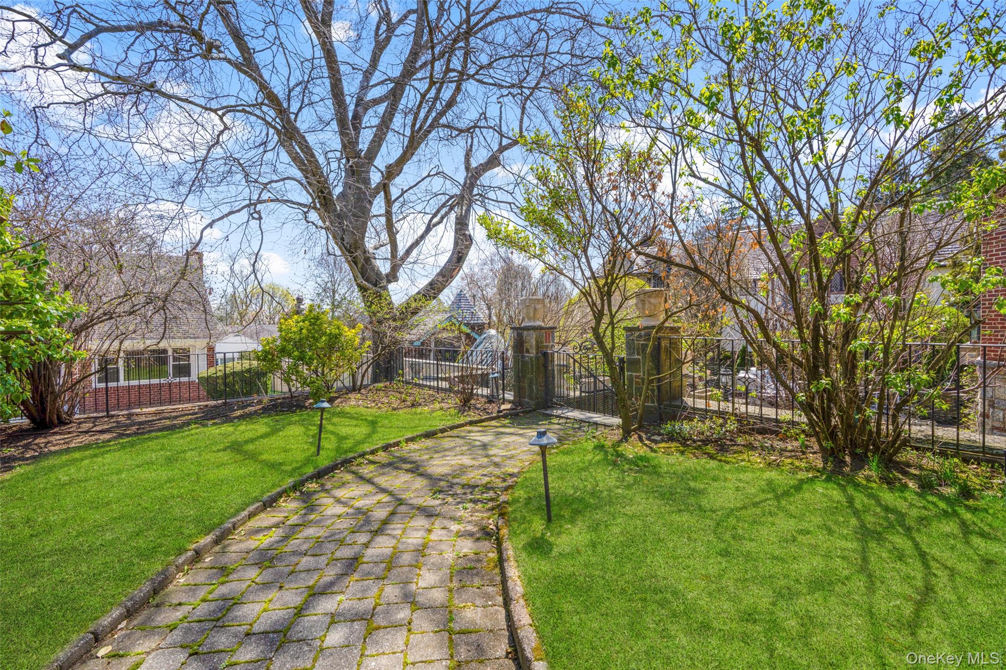 106 Carver Terrace Property Photo 32