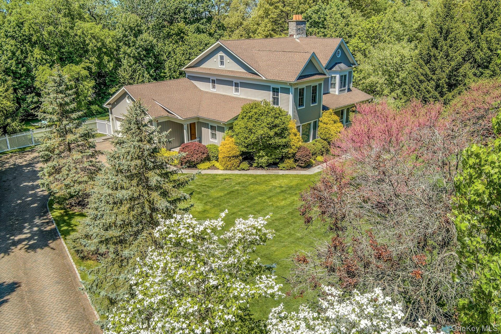 2 Emerald Woods Property Photo 40