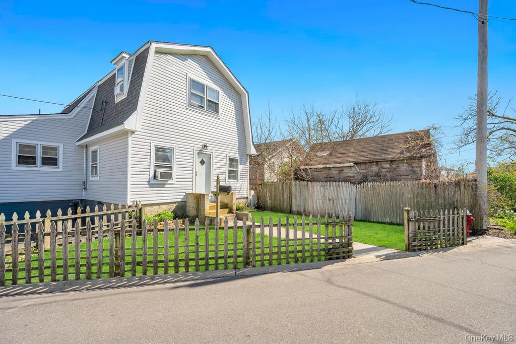 64 West Avenue Property Photo 3