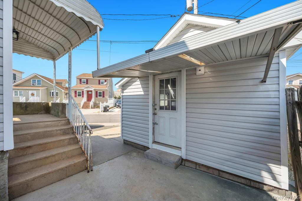 64 West Avenue Property Photo 5