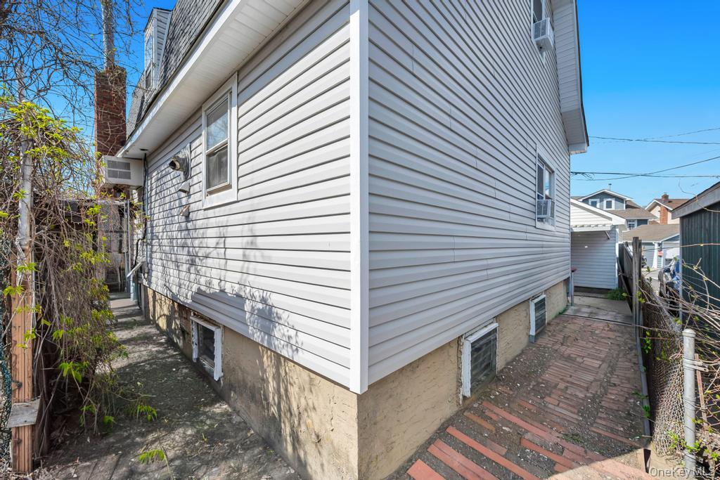 64 West Avenue Property Photo 6