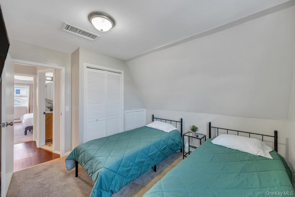 64 West Avenue Property Photo 20