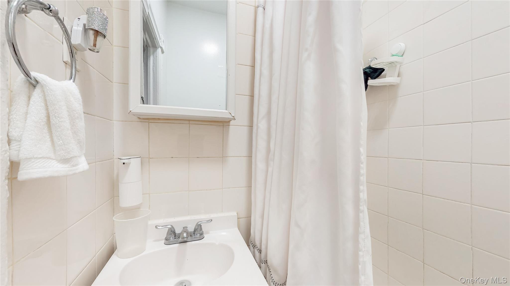 276 Woodbine Street Property Photo 13