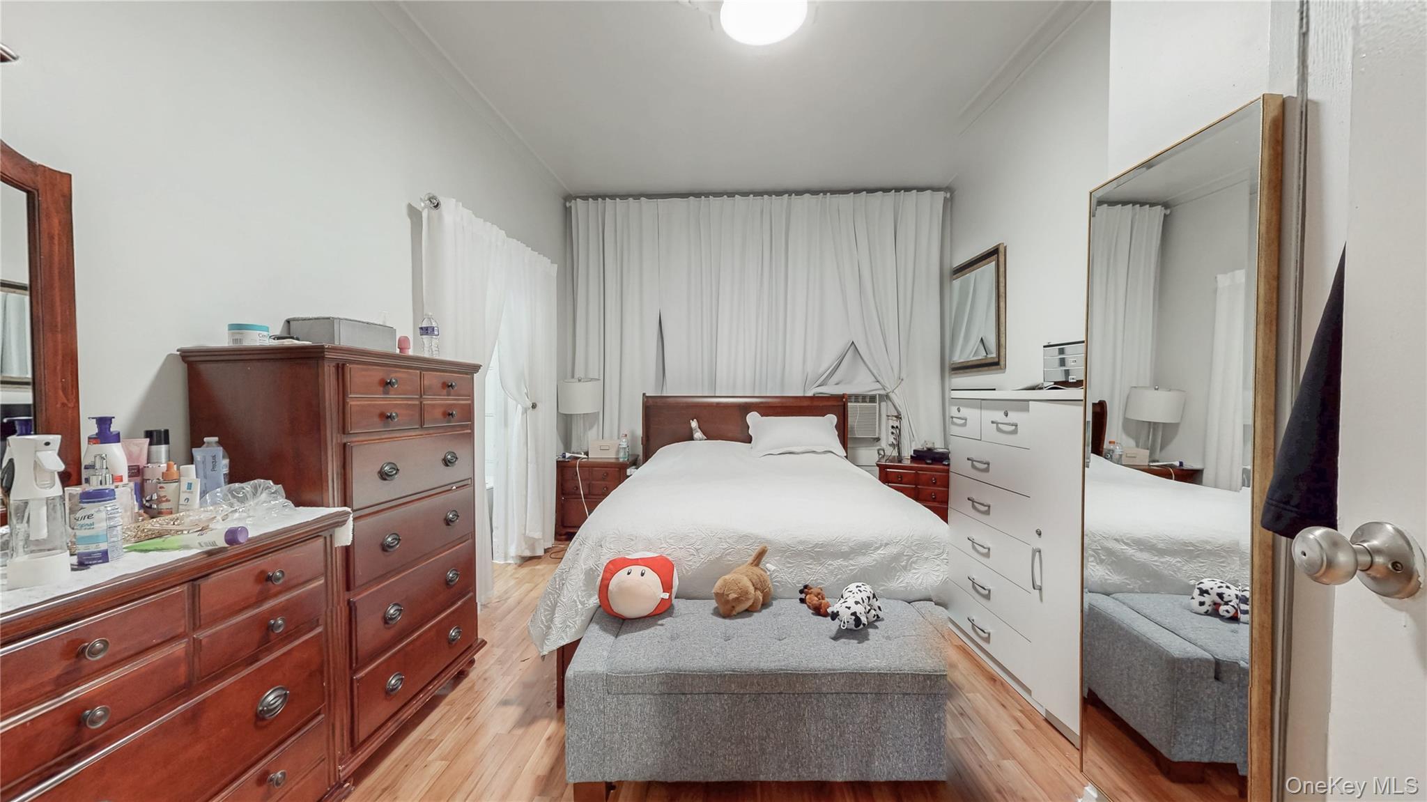 276 Woodbine Street Property Photo 16